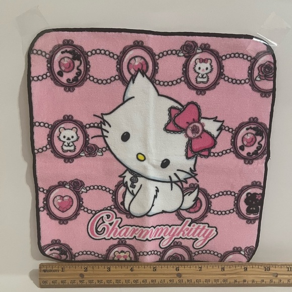 Charmmy Kitty Hand/Face Wash Cloth - Picture 5 of 5